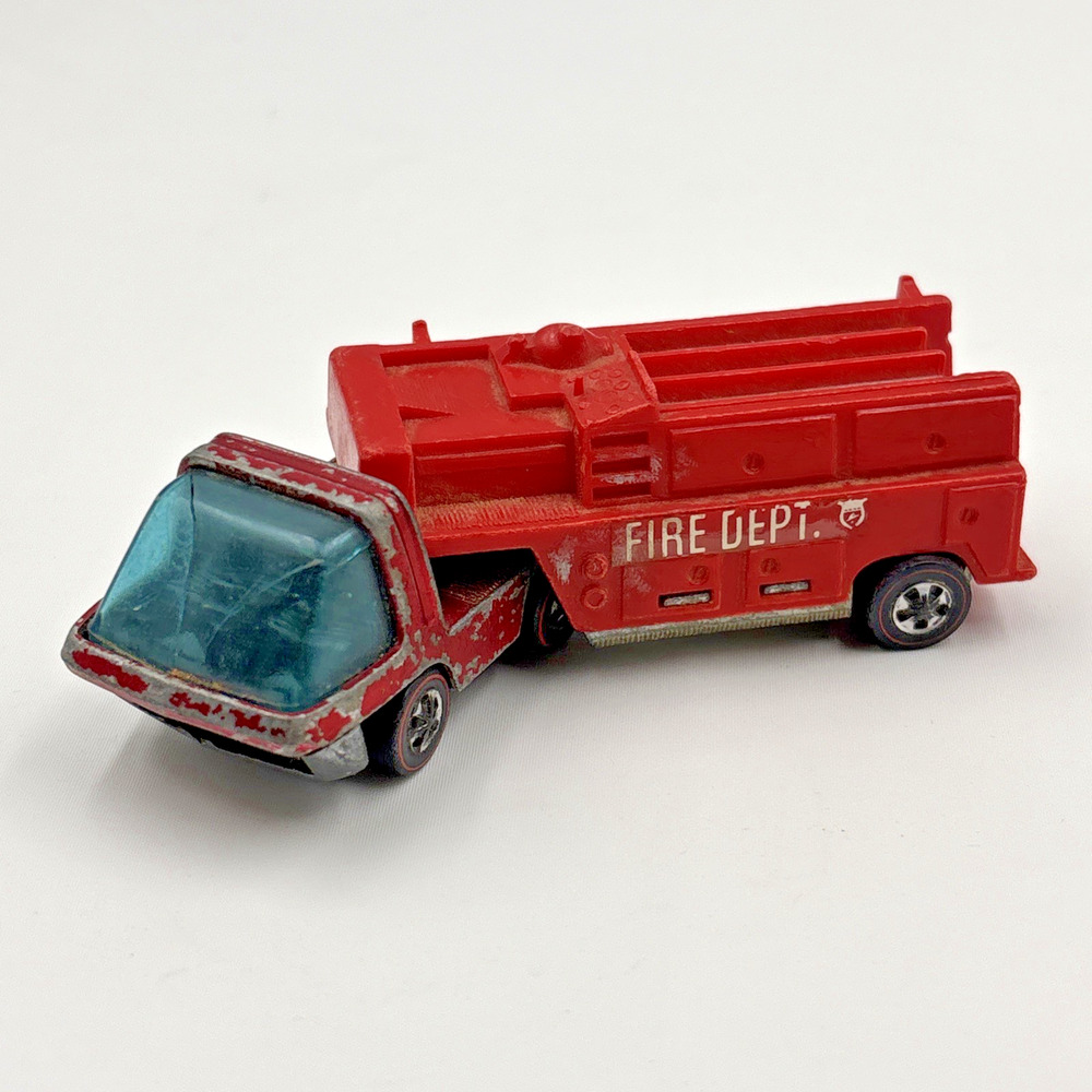 Hot Wheels Redline The Heavyweights RED FIRE TRUCK ENGINE 1969